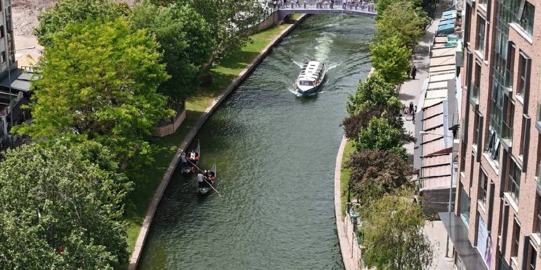 Türkiye’nin yerli Venedik’i! İstanbul ve Ankara’ya bir tren mesafesinde: Avrupa’yı aratmayan bu şehre akın var! 6